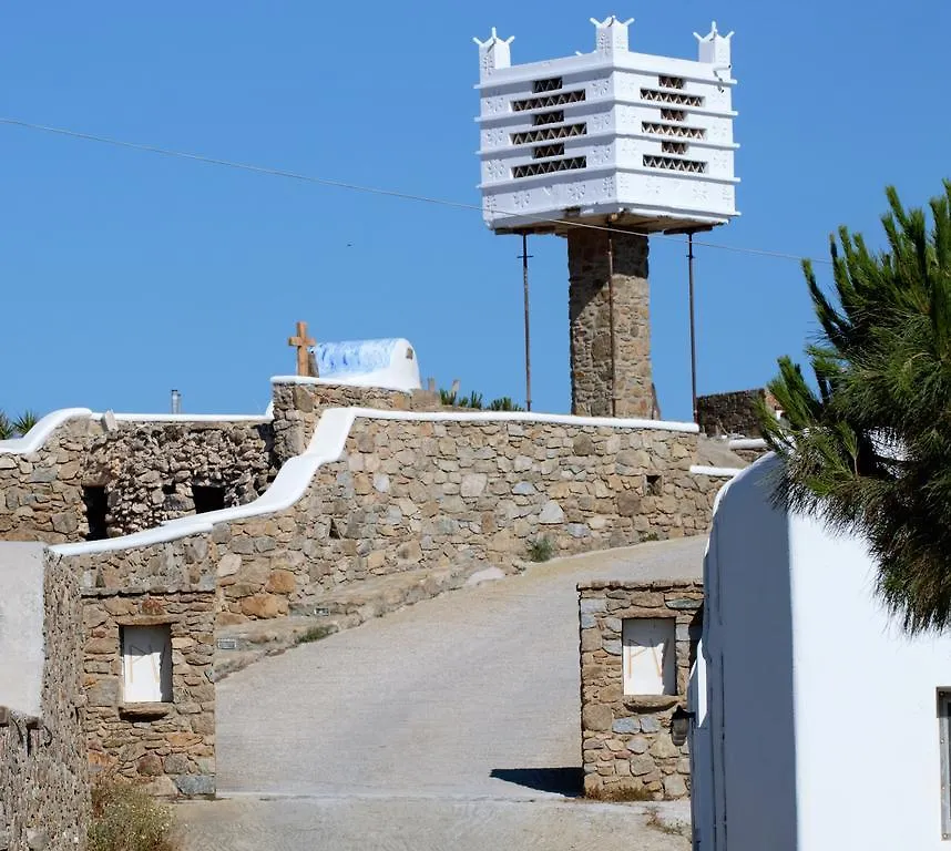 Peristeronas Village Klouvas 3*,  Grèce