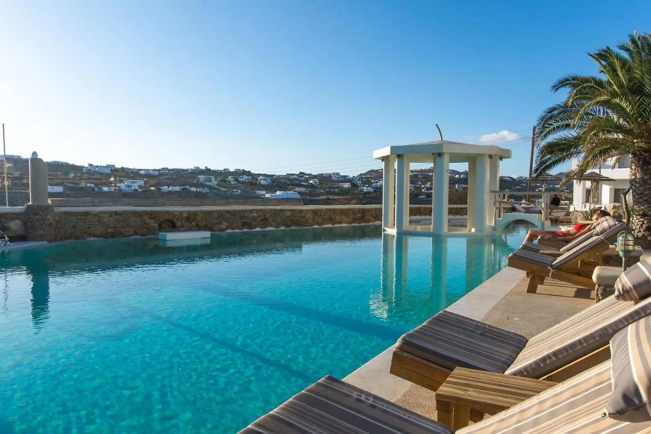 Peristeronas Village Klouvas Hotel