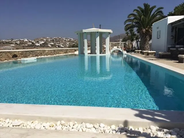 Peristeronas Village Klouvas 3*,